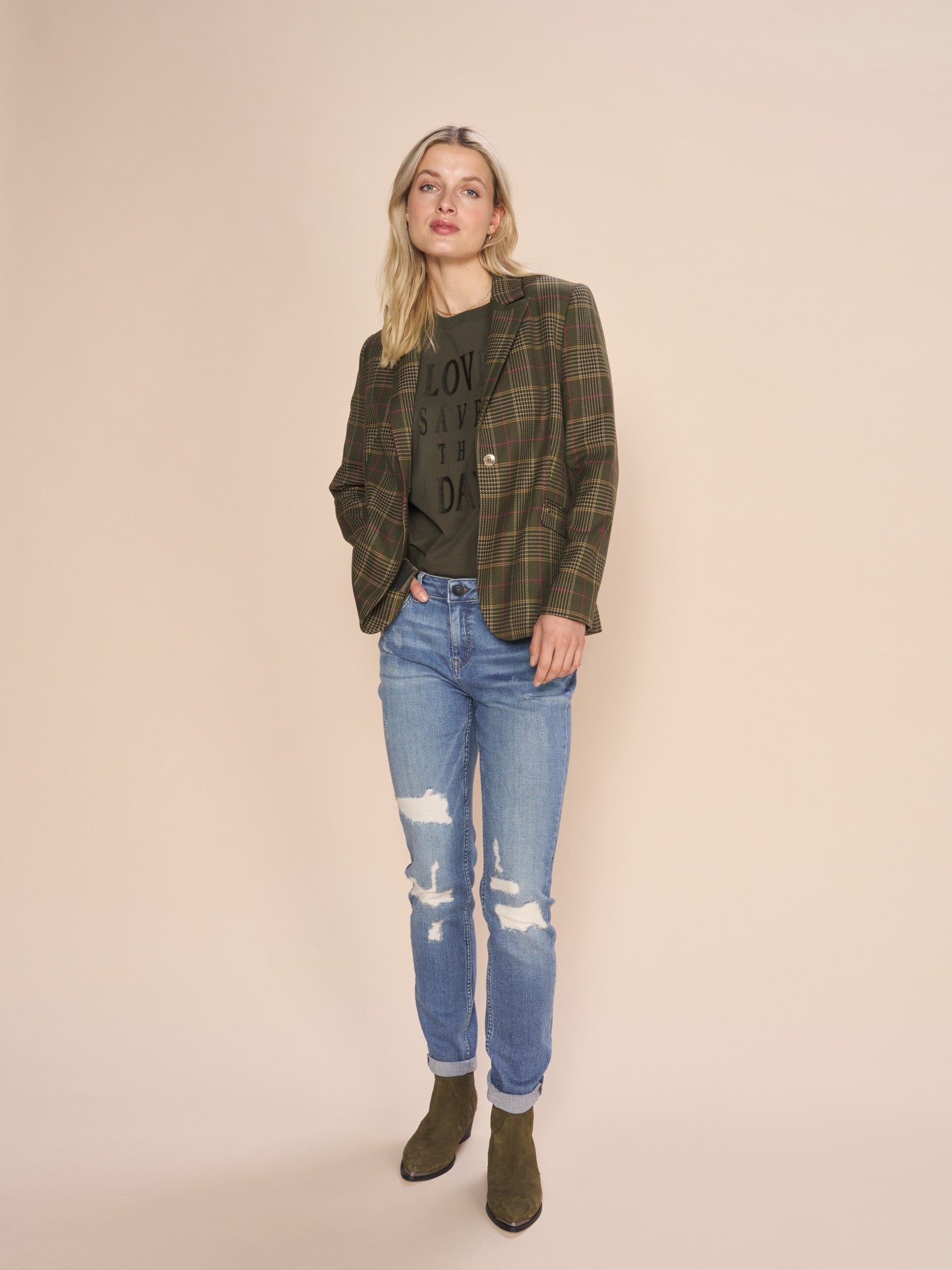 Modelshot / Blue / Detail